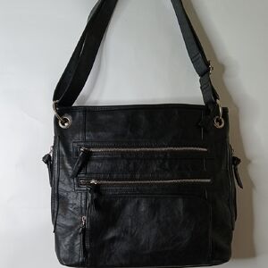 Bueno Black Quilted Bag